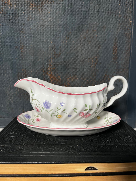 Sumner Chintz Gravy Boat & Underplate Set | Vintage Johnson Bros | Fine English Tableware