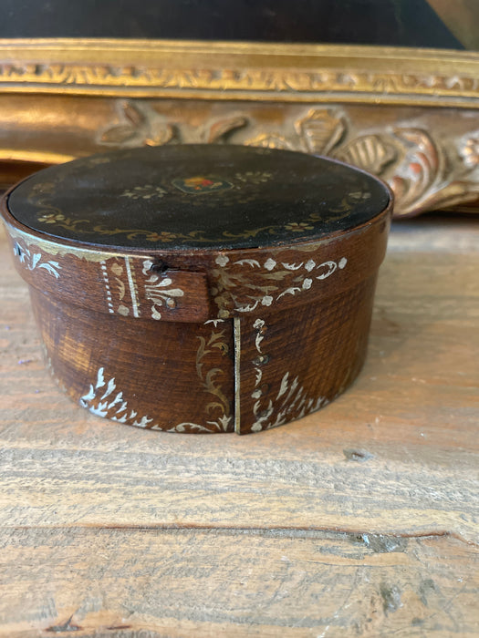 Antique Hand Painted Shaker Presentation Box