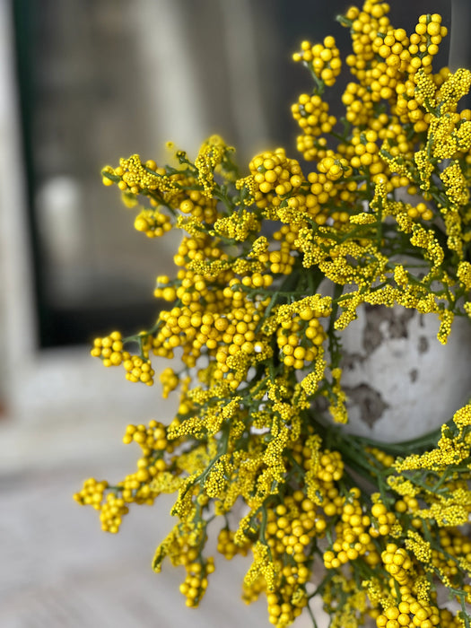 Evensong Berries Candle Ring | 10" | Yellow