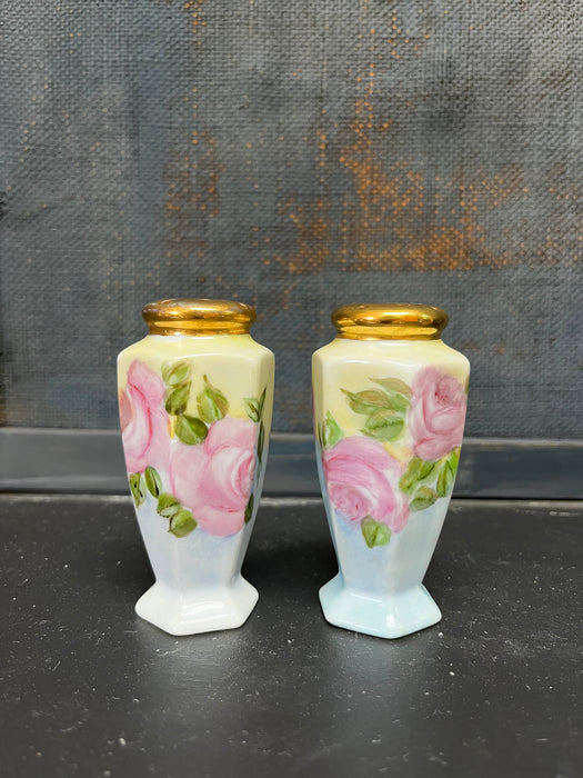 Handpainted Japanese Porcelain Salt & Pepper Shakers | 24k tops