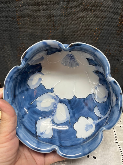 Cherry Blossom Pedestal Platter Bowl | Toyo Hand Painted | Moriage Blue White Japan