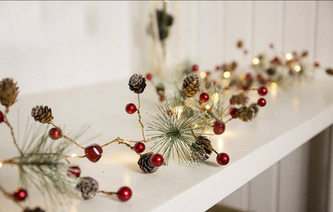 Delmar Decor - Christmas Garland, 6ft LED light holiday garland