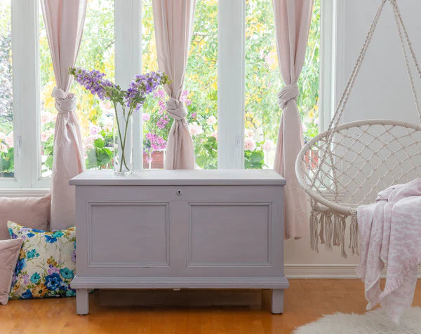 Wisteria Row | Milk Paint by Fusion