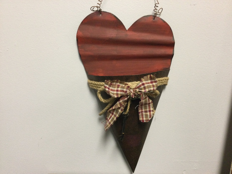 Metal heart hanging decor