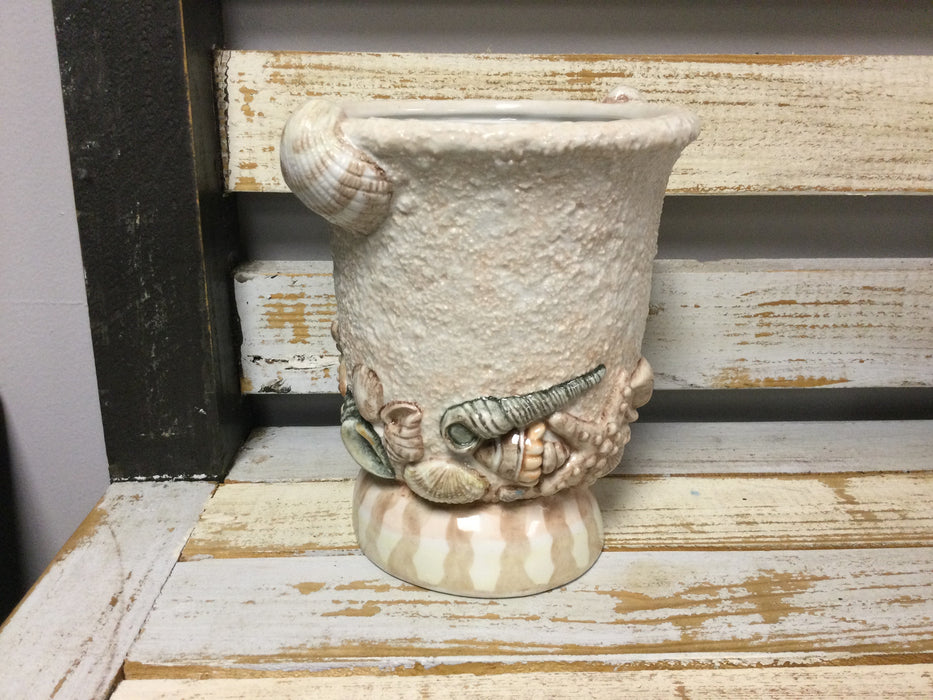Ceramic Shell Vase